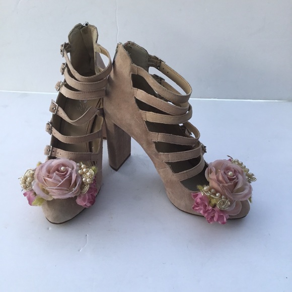 Beige Wedding Shoes Customize Vincent Camuto Designer Heels Shoes - Picture 2 of 6